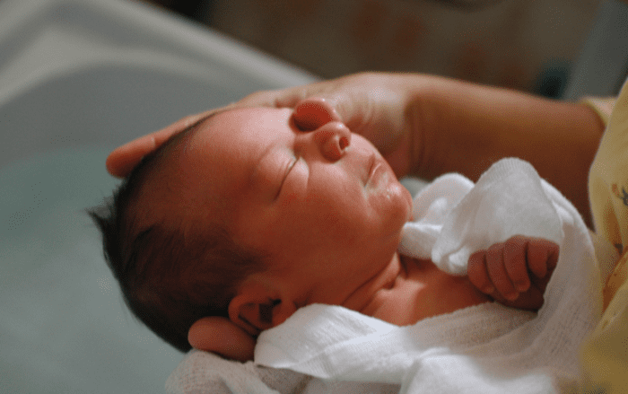 Image de Bain enveloppé pour bébé